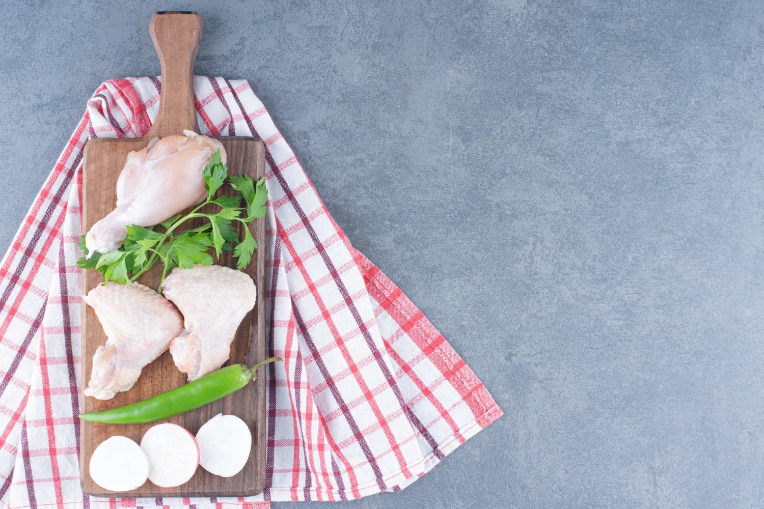 Blanc de poulet enceinte - Crédits Freepik