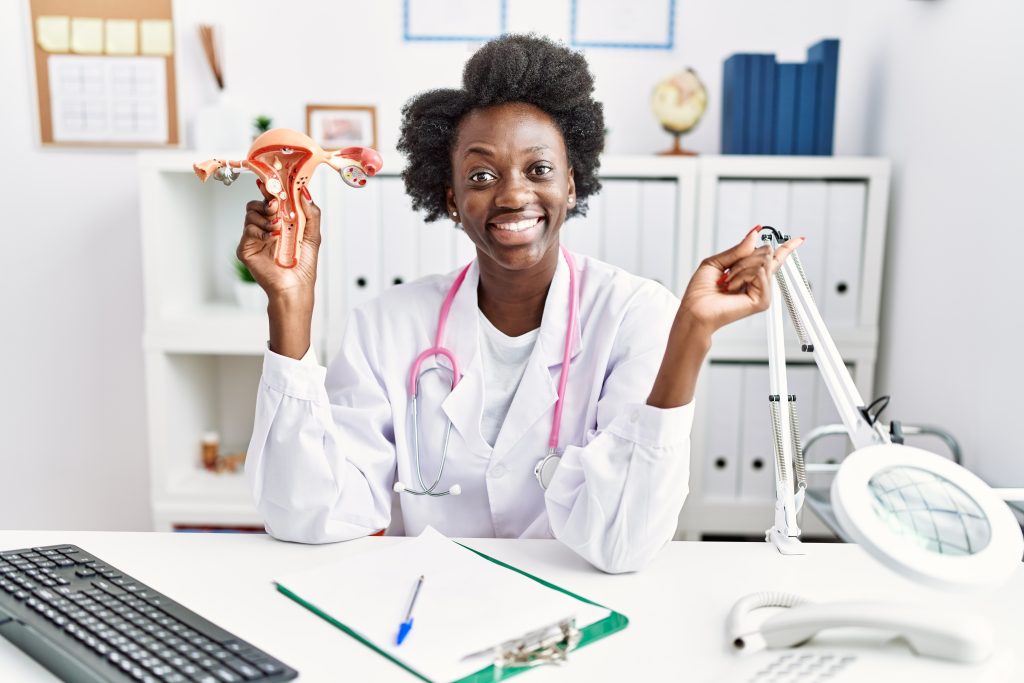 À Combien de Cm se Trouve le Col de l’Utérus 